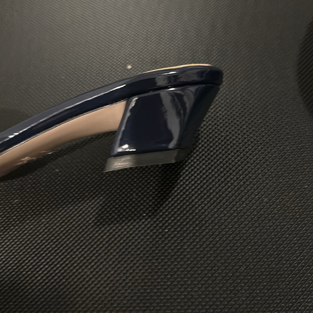 Shoes - Picture 5 of 5